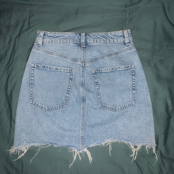 Light blue denim skirt - Picture 6 of 11